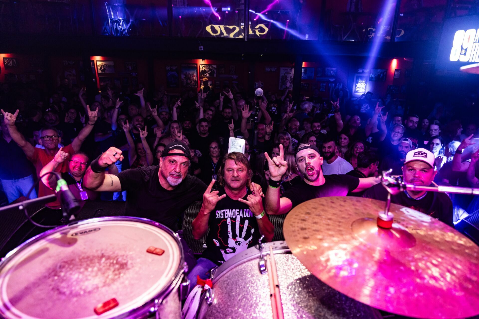 Foto A arte de fotografar shows: capturando a energia dos palcos em imagens Foto A arte de fotografar shows: capturando a energia dos palcos em imagens - Imagem 3